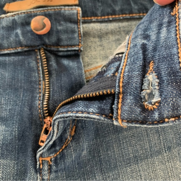 Joe’s Jeans The Ozzie Shorts Womens 24 Medium Blue Wash Cut Off Distressed - Picture 5 of 9